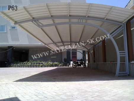  سایه بان کششی ثابت با پایه وسط و پوشش upvc 